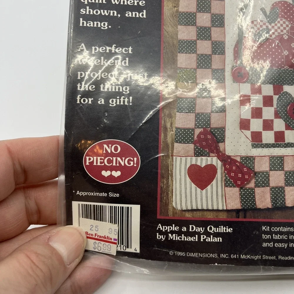 Apple A Day Quiltie By Michael Palan Mini Quilt Kit Opened Read Needle MIA